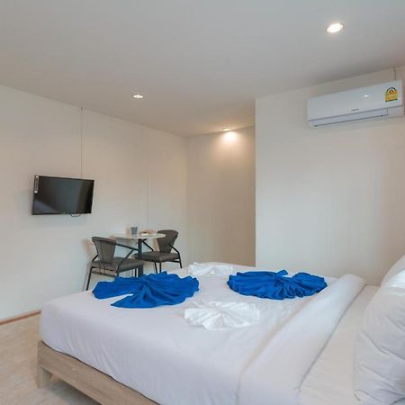 Grey Door Hotel Patong Kültér fotó